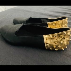 Volcom Shoes - VOLCOM black & gold flats Volcom Shoes - VOLCOM black & gold flats